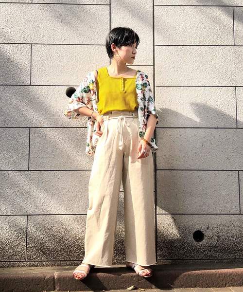 PAGEBOY（ページボーイ）の「【WEB限定】スクエアヘンリータンク（タンクトップ・レディース・ホワイト/ベージュ/パープル/ピンク/イエロー/ブルー・FREE）」の8枚目の写真