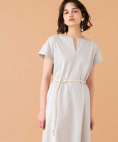 UNITED TOKYO（ユナイテッドトウキョウ）の「スキッパーマキシワンピース（ワンピース・レディース・ブラック/ベージュ/ブラウン・1）」の19枚目の写真