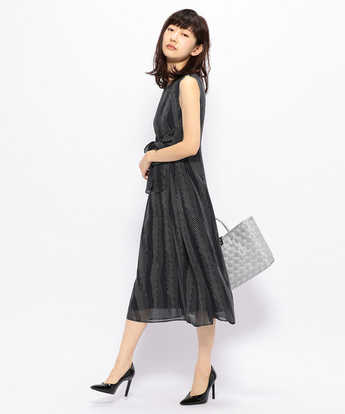 A/C DESIGN BY ALPHA CUBIC(エーシーデザインバイアルファキュービック)の「※TVで紹介されました※【WASHABLEシリーズ】ウエストリボンワンピース(ワンピース・レディース・ベージュ/ネイビー/ブラック・11号/9号)」の7枚目の写真