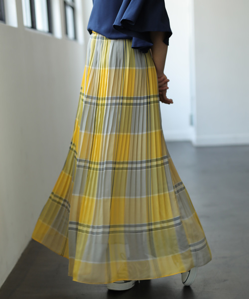 AMERICAN HOLIC(アメリカンホリック)の「シフォンロングプリーツスカート(スカート・レディース・ライトグレー/ピンク/ブルー/その他7/ドット/その他14/イエロー系その他/ブルー系その他5・FREE)」の5枚目の写真