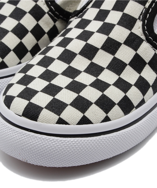 VANS（バンズ）の「VANS / CHECKER SLIP-ON (13～21cm)（スニーカー・キッズ・その他1・9(14cm)/13(18cm)/11(16cm)/Y3(21cm)/10(15cm)/Y2(20cm)/8(13cm)/Y1(19cm)/12(17cm)/Y4(22cm)）」の6枚目の写真