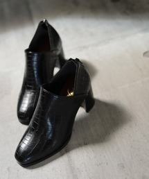 SESTO | 型押しクロコのフレアヒールブーティー(ブーツ)