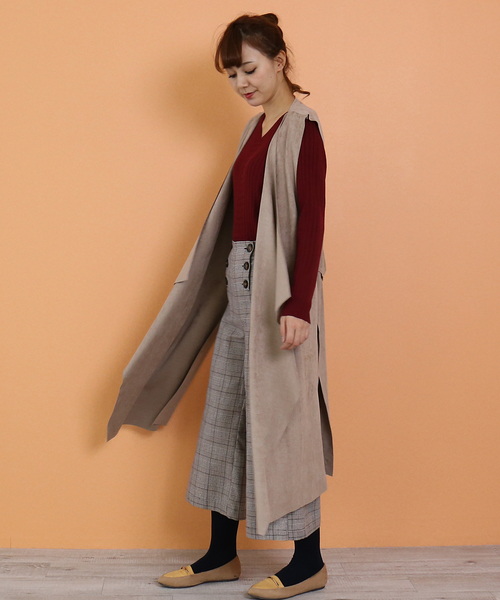 MARLENE JOBERT（マルレーヌ　ジョベル）の「フェイクスウェードロングジレ（その他アウター・レディース・ベージュ/モカ・M）」の3枚目の写真