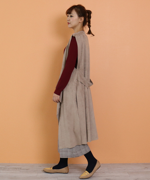 MARLENE JOBERT（マルレーヌ　ジョベル）の「フェイクスウェードロングジレ（その他アウター・レディース・ベージュ/モカ・M）」の4枚目の写真