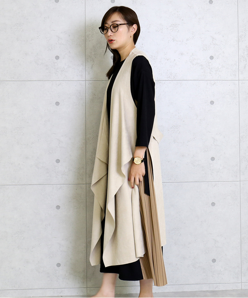 MARLENE JOBERT（マルレーヌ　ジョベル）の「フェイクスウェードロングジレ（その他アウター・レディース・ベージュ/モカ・M）」の9枚目の写真