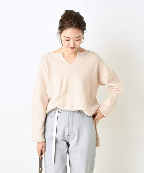 DouDou（ドゥドゥ）の「キーネックプルオーバー（ニット/セーター・レディース・ベージュ/ブルー/キャメル・FREE）」の20枚目の写真