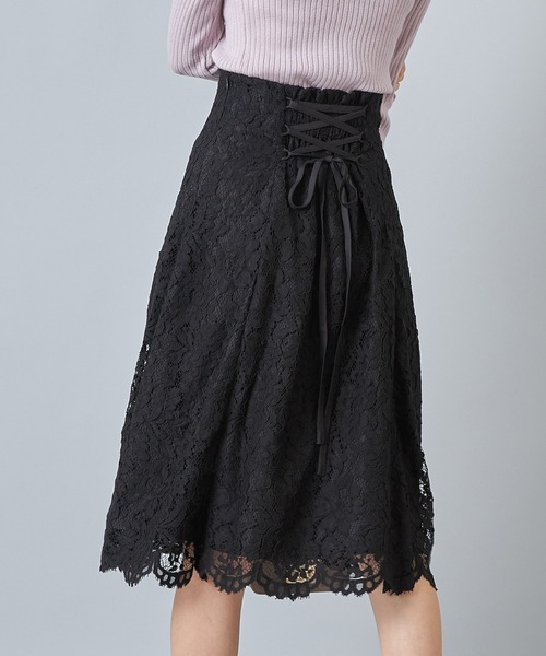tocco closet(トッコ クローゼット)の「後ろレースアップデザイン総レーススカート(スカート・レディース・ベージュ/ネイビー/グリーン系その他/ラベンダー/ピンク系その他/ブラック・M)」の1枚目の写真