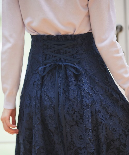 tocco closet(トッコ クローゼット)の「後ろレースアップデザイン総レーススカート(スカート・レディース・ベージュ/ネイビー/グリーン系その他/ラベンダー/ピンク系その他/ブラック・M)」の16枚目の写真