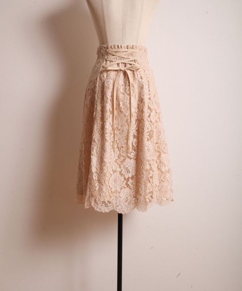 tocco closet(トッコ クローゼット)の「後ろレースアップデザイン総レーススカート(スカート・レディース・ベージュ/ネイビー/グリーン系その他/ラベンダー/ピンク系その他/ブラック・M)」の15枚目の写真