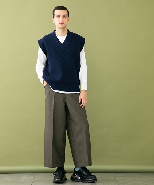 UNITED TOKYO(ユナイテッドトウキョウ)の「バレンシアギャバワイドパンツ(スラックス・メンズ・ブラウン系その他/ブラック/グリーン・1/2/3)」の4枚目の写真