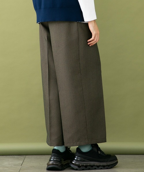 UNITED TOKYO(ユナイテッドトウキョウ)の「バレンシアギャバワイドパンツ(スラックス・メンズ・ブラウン系その他/ブラック/グリーン・1/2/3)」の7枚目の写真