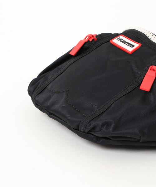HUNTER(ハンター)の「《HUNTER》ORIGINAL NYLON BUMBAG(ボディバッグ/ウエストポーチ・レディース・ブラック/ネイビー/ダークオリーブ/グレー/ピンク/レッド・FREE)」の9枚目の写真