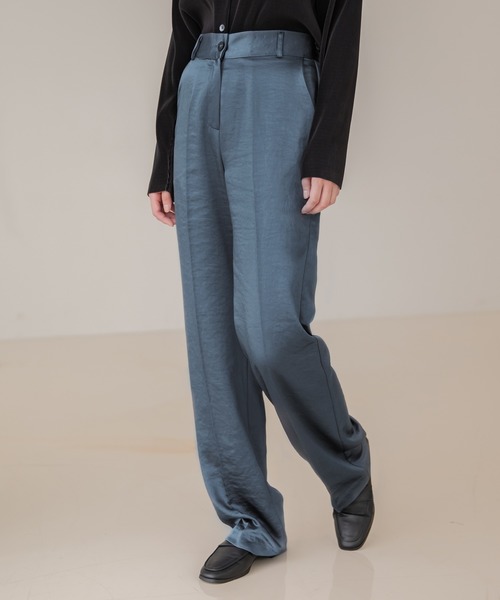 UNE MANSION（ユヌマンション）の「[UNE MADE] ウエストゴムハイウエストワイドサテンスラックス（スラックス・レディース・ブラック/モカ/ダークブルー・FREE）」の22枚目の写真