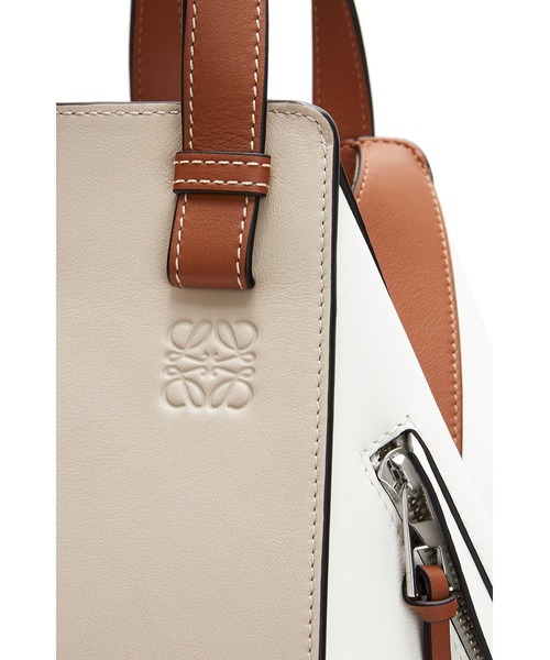 ラストチャンス【LOEWE】カーフスキン ハンモック バッグ ☆Loewe☆ハンモックバッグ コンパクト（サテンカーフ） (LOEWE