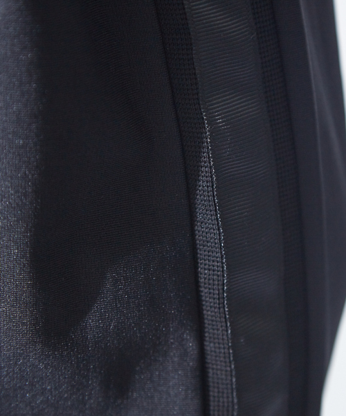 5351 POUR LES HOMMES(ゴーサンゴーイチプールオム)の「【セットアップ対応】ストレッチミラノトラックジャケット(ブルゾン・メンズ・ブラック/グレー・46/48/44)」の18枚目の写真