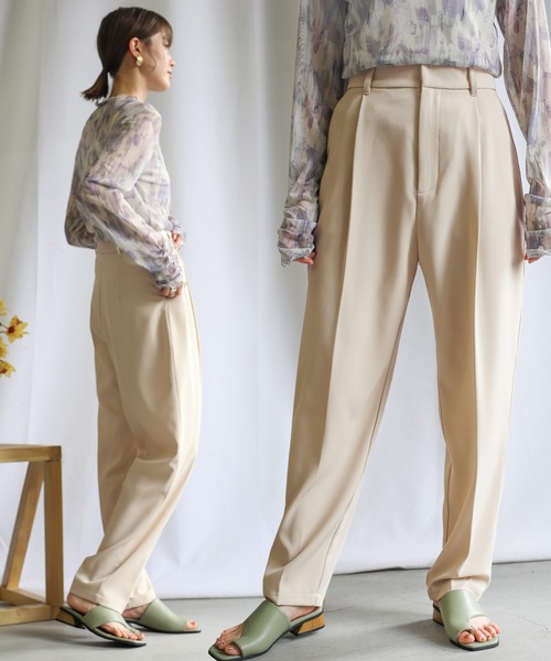 select MOCA（セレクトモカ）の「2021 SS ツイルテーパードタックパンツ（その他パンツ・レディース・ピンク/ブルー/ライトグリーン/アイボリー・SMALL/MEDIUM）」の2枚目の写真