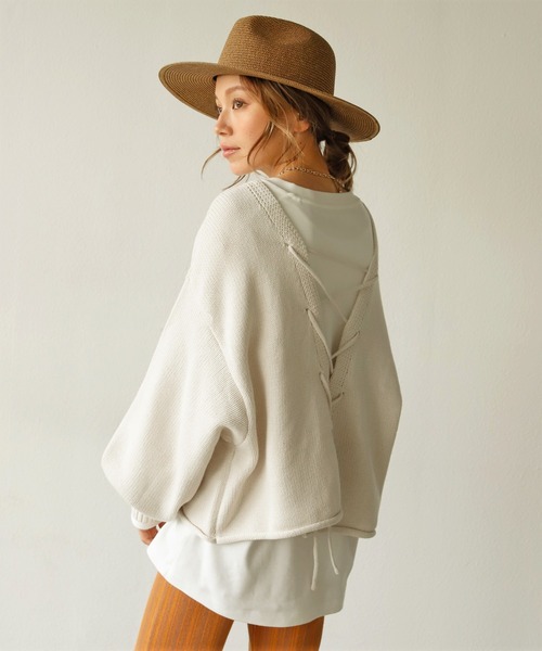 Auntie Rosa Holiday（アンティローザホリデー）の「【ざっくりとした後ろ姿が可愛い】 バックシャンレースアップクロップニット（ニット/セーター・レディース・ホワイト/ブラック/イエロー・FREE）」の21枚目の写真