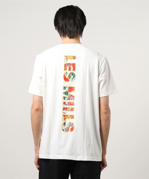 Reebok(リーボック)の「レズミルズ CNY グラフィック Tシャツ (Tシャツ/カットソー・メンズ・オフホワイト・XX-LARGE/SMALL/MEDIUM/X-LARGE/LARGE)」の2枚目の写真