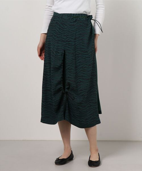 TOGA PULLA（トーガ プルラ）の「TOGA PULLA ジャガードスカート