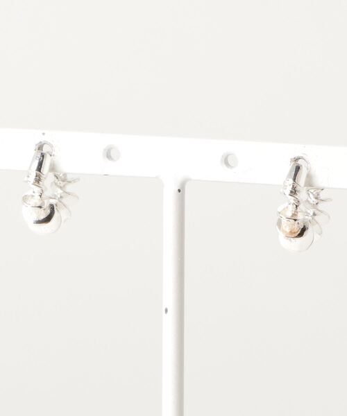 TONE SELECT GOODS(トーンセレクトグッズ)の「【925 SILVER ACC】チップスピアスSV925(OG)(ピアス(両耳用)・レディース・シルバー・FREE)」の2枚目の写真