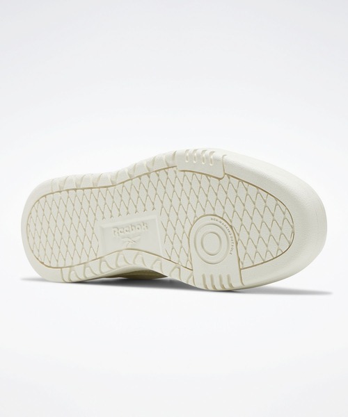 Reebok（リーボック）の「Cardi B コーティド クラブシー ダブル （スニーカー・レディース・ライトグリーン/ピンク/ブラック×ブラック/ホワイト×ホワイト・24.5cm/25.5cm/23.0cm/26.0cm/24.0cm/22.5cm/23.5cm/25.0cm）」の7枚目の写真