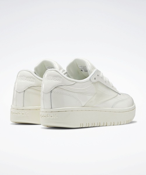 Reebok（リーボック）の「Cardi B コーティド クラブシー ダブル （スニーカー・レディース・ライトグリーン/ピンク/ブラック×ブラック/ホワイト×ホワイト・24.5cm/25.5cm/23.0cm/26.0cm/24.0cm/22.5cm/23.5cm/25.0cm）」の5枚目の写真