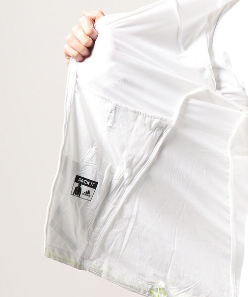 adidas（アディダス）の「アディダス adidas MARATHON JACKET TRANSLUCENT M（ナイロンジャケット・メンズ・ホワイト・LL/S/M/L）」の2枚目の写真