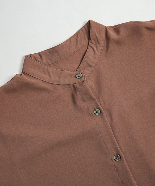 SUGAR BISKET（シュガービスケット）の「ラウンドヘムスタンドカラーブラウス（シャツ/ブラウス・レディース・ホワイト/ブラウン/ブラック/ミント/ベージュ/イエロー/グリーン系その他/グレイッシュベージュ/グレー・フリー）」の16枚目の写真