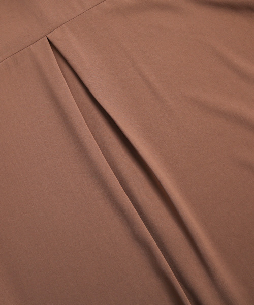 SUGAR BISKET（シュガービスケット）の「ラウンドヘムスタンドカラーブラウス（シャツ/ブラウス・レディース・ホワイト/ブラウン/ブラック/ミント/ベージュ/イエロー/グリーン系その他/グレイッシュベージュ/グレー・フリー）」の15枚目の写真