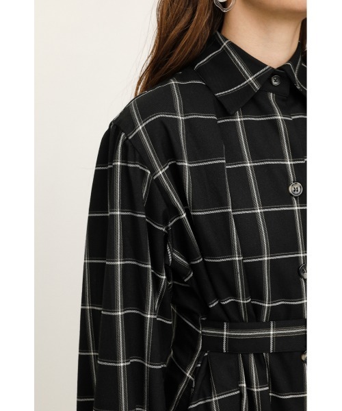 SLY（スライ）の「PLAID TUCK SH MINI OP/タックシャツミニ