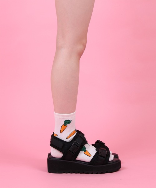 PUNYUS(プニュズ)の「ベルクロスポーツサンダル(サンダル・レディース・ブラック・1/2/4/3)」の3枚目の写真