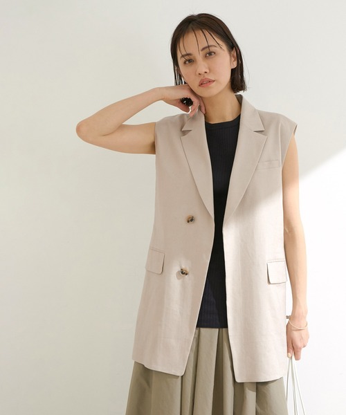 ROPE'（ロペ）の「【洗える】【Oggi掲載】【セットアップ対応】リネンストレッチベルト付きジレ（ベスト・レディース・ベージュ/ピンク・38/36）」の2枚目の写真
