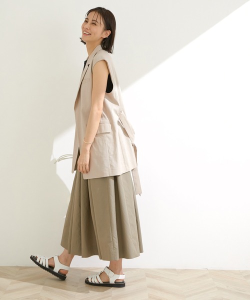 ROPE'（ロペ）の「【洗える】【Oggi掲載】【セットアップ対応】リネンストレッチベルト付きジレ（ベスト・レディース・ベージュ/ピンク・38/36）」の18枚目の写真