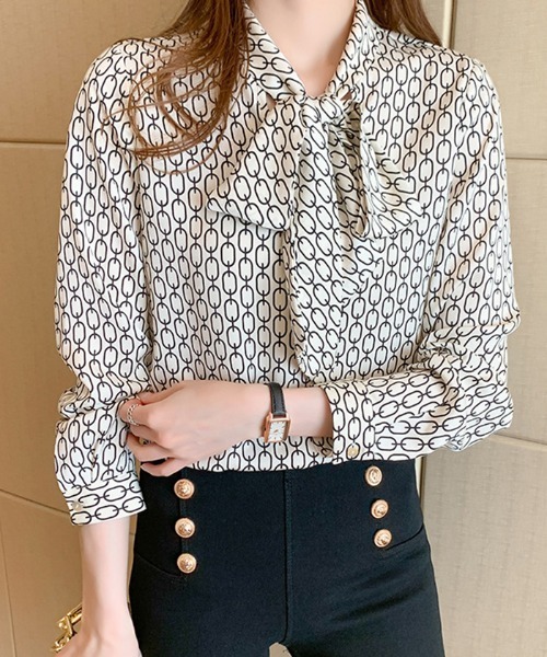 ABYS（アビス）の「チェーン柄リボンタイブラウス（シャツ/ブラウス・レディース・ホワイト・SMALL/MEDIUM/LARGE）」の2枚目の写真
