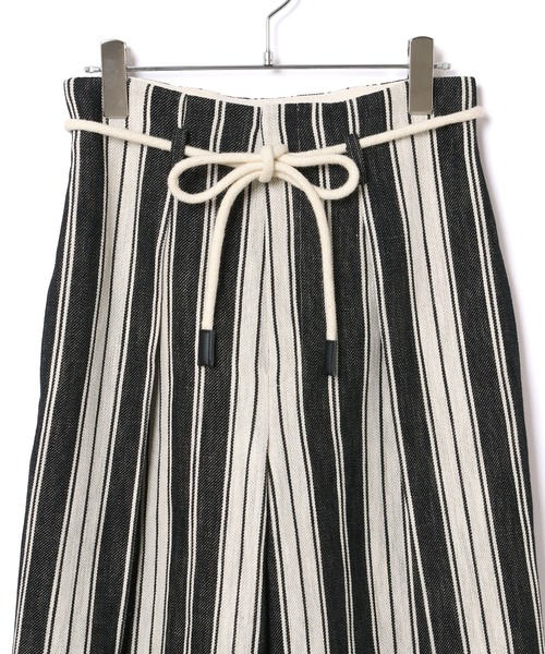 ADAM ET ROPE'（アダムエロペ）の「＜洗える＞ストライプワイドパンツ（その他パンツ・レディース・ブラック/ピンク・36/38）」の14枚目の写真