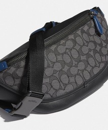 COACH コーチ リーグベルトバッグ ジャガード シグネチャー COACH（コーチ）の「リーグ ベルト バッグ シグネチャー ジャ