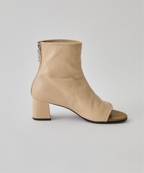 UNITED TOKYO（ユナイテッドトウキョウ）の「ショセットレザーブーティ（ブーツ・レディース・ブラック/ベージュ・1/2）」の11枚目の写真