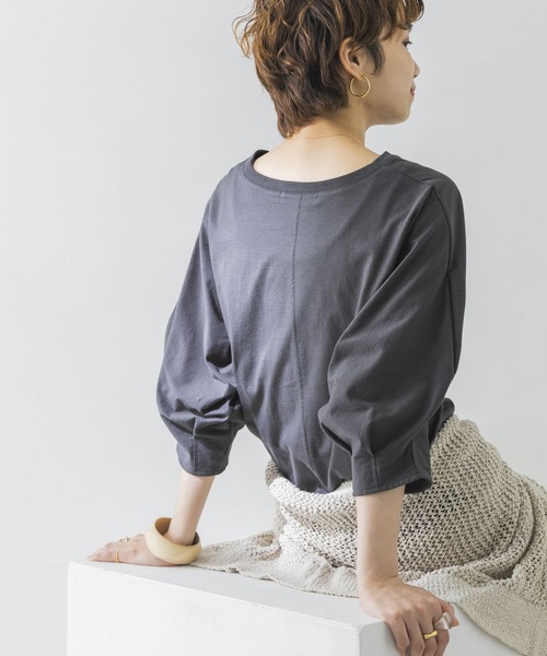 URBAN RESEARCH（アーバンリサーチ）の「袖ボリュームカットソー（Tシャツ/カットソー・レディース・チャコールグレー/オフホワイト/イエロー・FREE）」の3枚目の写真