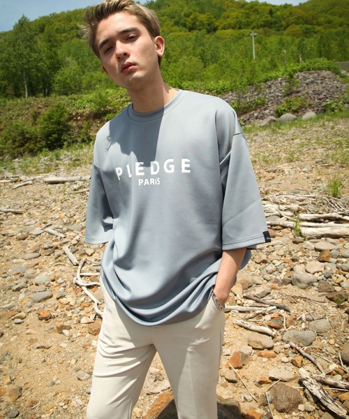 Pledge（プレッジ）の「【Pledge】【特別別注】 プリントシルケットポンチビッグTシャツ（Tシャツ/カットソー・メンズ・ホワイト/ブラック/ブルー/グレイッシュベージュ/ホワイト系/ホワイト系1/ブラック系/ブラック系1/ベージュ系/ベージュ系1/ブルー系/ブルー系1・MEDIUM/LARGE）」の10枚目の写真