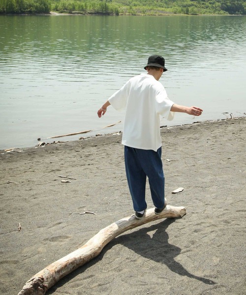 Pledge（プレッジ）の「【Pledge】【特別別注】 プリントシルケットポンチビッグTシャツ（Tシャツ/カットソー・メンズ・ホワイト/ブラック/ブルー/グレイッシュベージュ/ホワイト系/ホワイト系1/ブラック系/ブラック系1/ベージュ系/ベージュ系1/ブルー系/ブルー系1・MEDIUM/LARGE）」の13枚目の写真