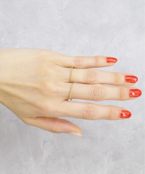 ISOLATION（アイソレーション）の「【ISOLATION / アイソレーション】14KGF Twist Ring / ゴールドフィルド ツイストリング（リング・レディース・ゴールド・#11/#9/#13）」の6枚目の写真