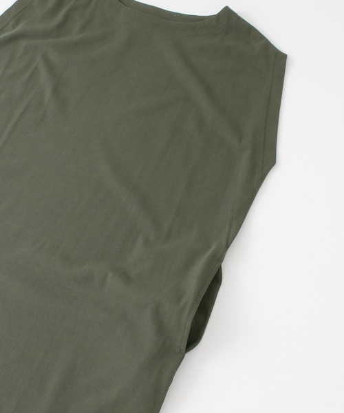 URBAN RESEARCH DOORS（アーバンリサーチドアーズ）の「ノースリーブカットソーワンピース（ワンピース・レディース・チャコールグレー/ネイビー/カーキ・ONE）」の22枚目の写真