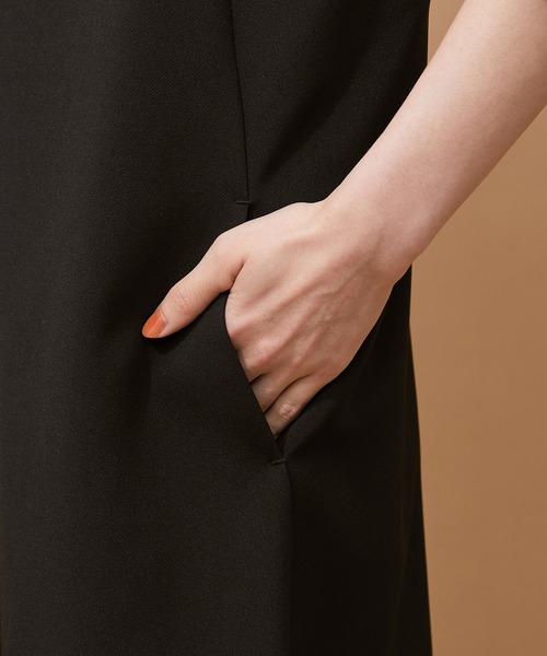 ADAM ET ROPE'(アダムエロペ)の「【WEB限定】2WAYジャンパースカート(ジャンパースカート・レディース・ブラック/ブルー・FREE)」の4枚目の写真