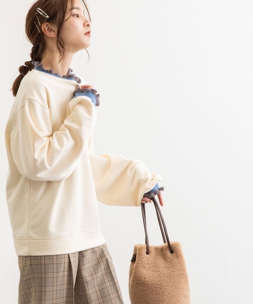 POU DOU DOU(プードゥドゥ)の「リブニットフリルトレーナー(Tシャツ/カットソー・レディース・グレー/ブルー/アイボリー・3)」の21枚目の写真