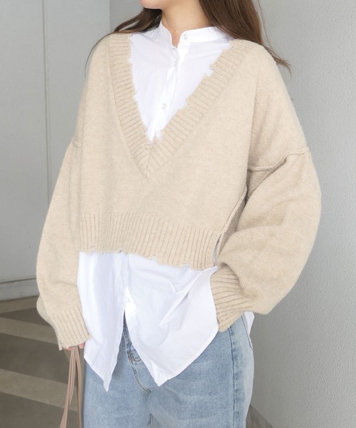 CORNERS（コーナーズ）の「ダメージ加工深Vネックショートニット（ニット/セーター・レディース・アイボリー/ライトベージュ/ブラウン/チャコールグレー/イエロー・M）」の15枚目の写真