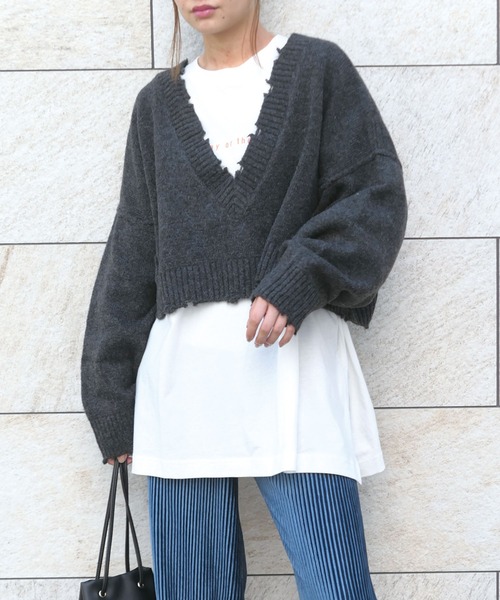 CORNERS（コーナーズ）の「ダメージ加工深Vネックショートニット（ニット/セーター・レディース・アイボリー/ライトベージュ/ブラウン/チャコールグレー/イエロー・M）」の18枚目の写真