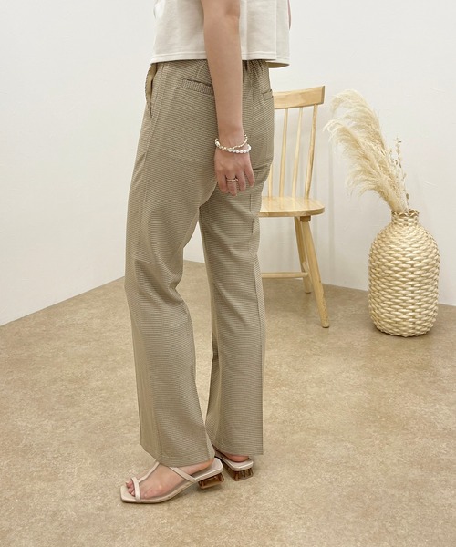 apres jour clair(アプレジュールクレア)の「【apres jour clair】チェックセミフレアパンツ【ZOZOTOWN限定アイテム】(スラックス・レディース・ブラウン系その他/グリーン系その他/ベージュ・SMALL/X-LARGE/MEDIUM)」の5枚目の写真