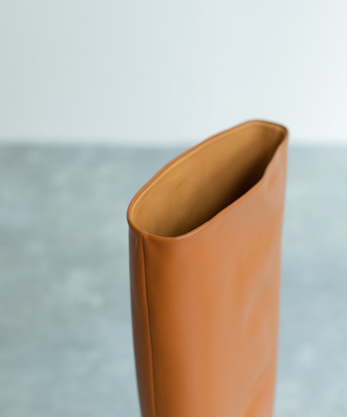 REMME（レメ）の「REMME　ルーズフィットロングブーツ（ブーツ・レディース・ブラック/ブラウン・38/36/37）」の3枚目の写真