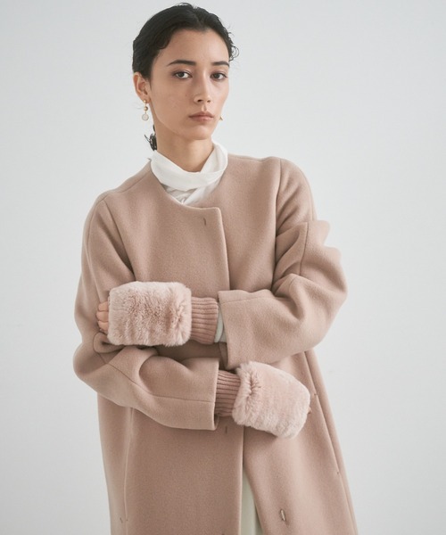 ANAYI(アナイ)の「レッキスニットグローブ(手袋・レディース・チャコールグレー/オフホワイト/ブラウン系その他/ピンクベージュ・FREE)」の4枚目の写真