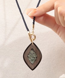 クラッシュストーンマンテルネックレス